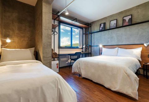 b544_rod3c_00_p_2048x1536